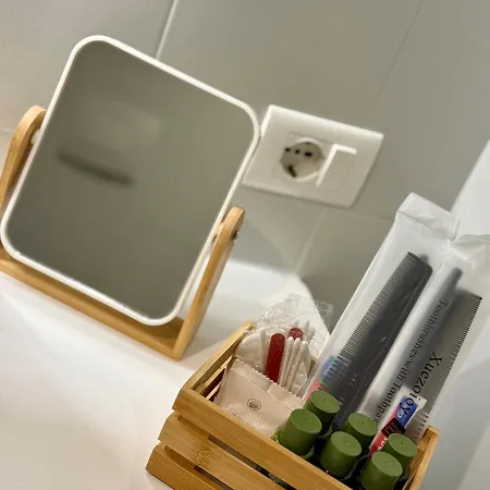 Naviglio - Eleganza E Relax A 2 Min Dalla M4 E Dai Navigli Apartamento Milão